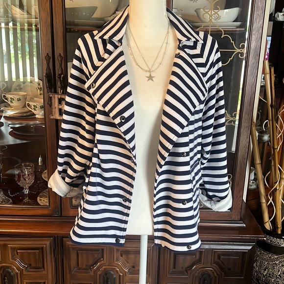 Blazer, Jacket, Active Wear Liz Claiborne Button Up - Picture 8 of 8